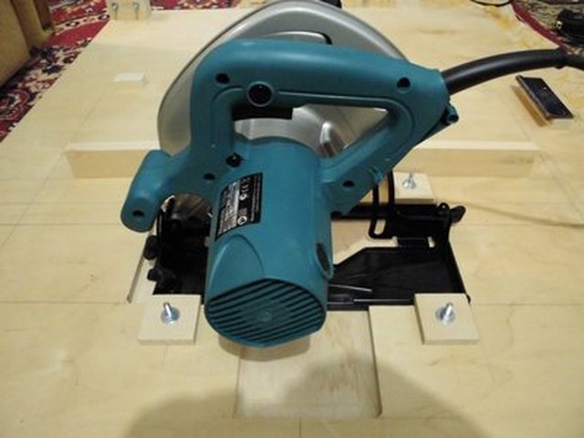 Стол для makita 5008mg